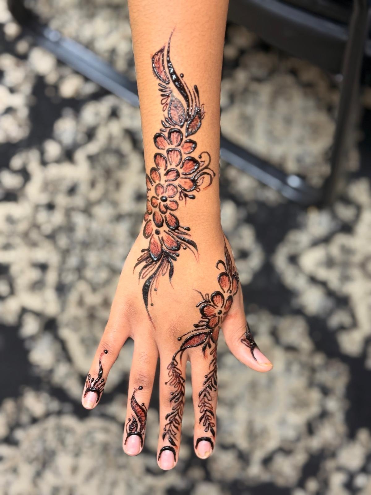 Maham Henna design 06